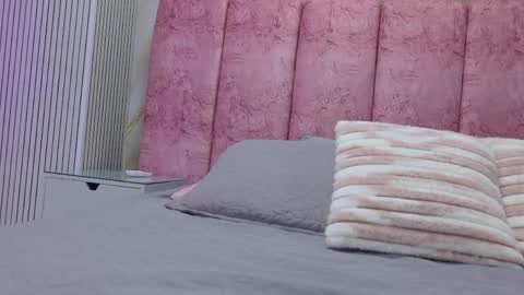 Emma online show from 04-08-26, 03:06