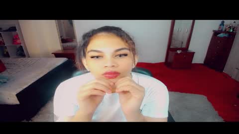 Snapshot of emma_diva chatting on 02-07-25, 08:11 emma online show from 02-07-25, 08:11