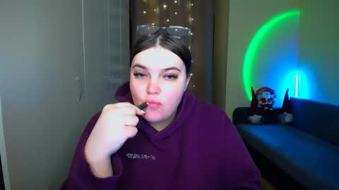 Eva online show from 12-17-25, 11:49