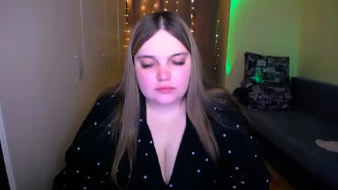 Snapshot of emma_dorn chatting on 06-09-26, 07:03 Eva online show from 06-09-26, 07:03