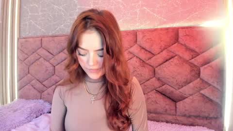 Snapshot of emma_ford1 chatting on 12-06-24, 06:26 Emma  online show from 12-06-24, 06:26