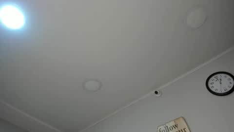 Snapshot of emma_ford1 chatting on 09-12-25, 04:45 Emma  online show from 09-12-25, 04:45