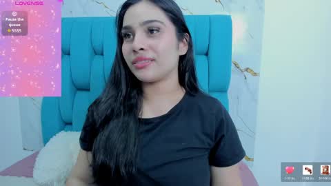 Snapshot of emma_hillton chatting on 04-14-26, 01:28 Emma online show from 04-14-26, 01:28