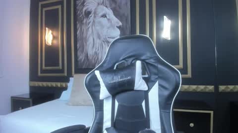 E M M A online show from 02-25-26, 02:10