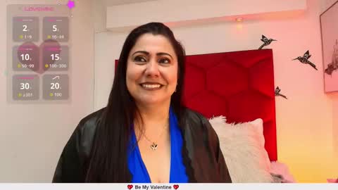 Snapshot of emma_jhomson chatting on 02-10-26, 12:53 Emma 3 online show from 02-10-26, 12:53