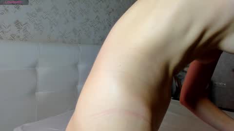 Snapshot of emma_jhons0n chatting on 01-06-25, 12:37 Emma Mon Tue Thu Fri Sat 3am-9am GTM2 online show from 01-06-25, 12:37