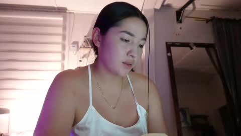 emma_johnson_ online show from 12-10-24, 01:22