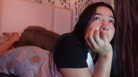 emma_johnson_ online show from 10-17-25, 03:42