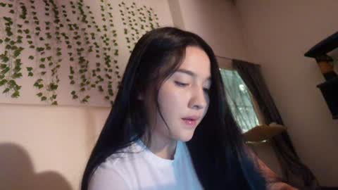 emma_johnson_ online show from 10-27-25, 01:53