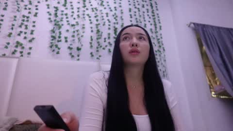 emma_johnson_ online show from 11-04-25, 01:16