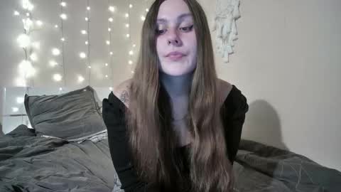 emma_just online show from 09-30-25, 04:34