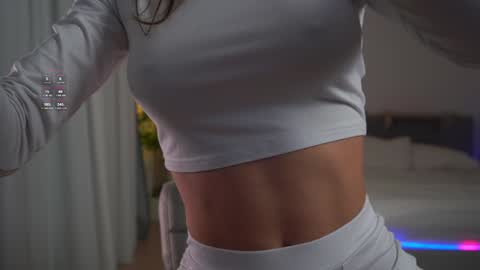 Snapshot of emma_land chatting on 01-15-25, 06:19    online show from 01-15-25, 06:19