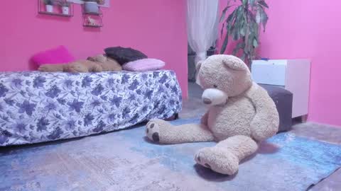 whises lits        online show from 12-29-24, 12:45