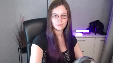 emma online show from 11-07-25, 03:01