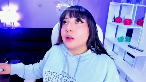 Emma Monserratt online show from 04-01-26, 11:00