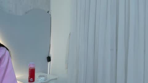 Emma Morgann online show from 12-16-25, 11:15