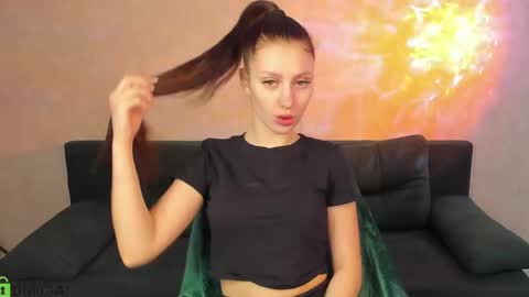Snapshot of emma_myer chatting on 04-14-26, 02:06 Emma Myer online show from 04-14-26, 02:06
