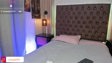 Snapshot of emma_petite4u chatting on 02-20-25, 09:31 Emma online show from 02-20-25, 09:31