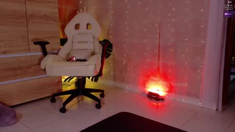 Emma Rouse Independent Model online show from 04-11-26, 04:28