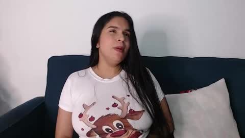 emma_saens online show from 11-21-25, 03:05