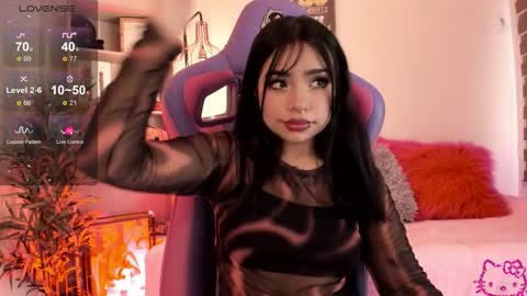 EMMA  online show from 03-10-26, 05:07