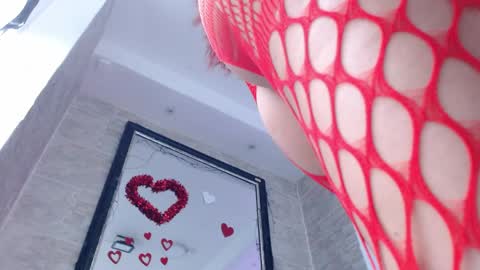 Emma... online show from 04-01-26, 01:52