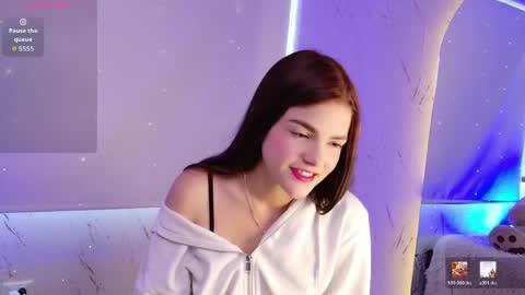 Snapshot of emma_wattsoon chatting on 04-17-26, 04:10 emma_wattsoon online show from 04-17-26, 04:10
