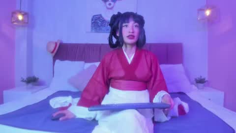 Snapshot of emma_wilder_ chatting on 05-14-26, 07:20 Emma online show from 05-14-26, 07:20