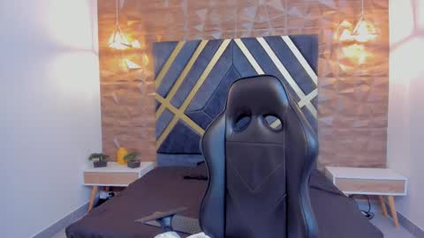 EMMA online show from 11-11-25, 05:24