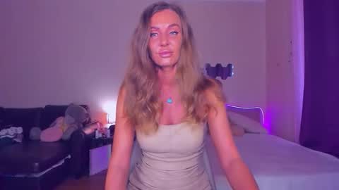 Emma online show from 09-09-25, 11:21