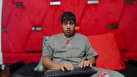 EmmaAndDemon online show from 02-04-26, 12:22