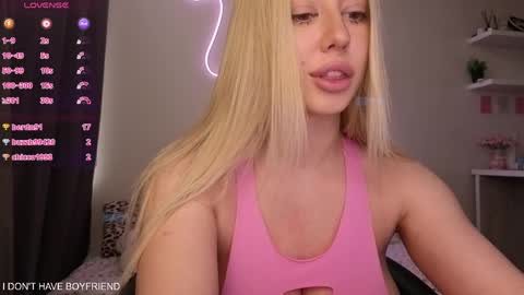 Snapshot of emmaandjake chatting on 04-25-26, 03:42 emmaandjake online show from 04-25-26, 03:42