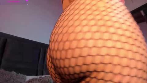 emma becket online show from 02-27-25, 07:23