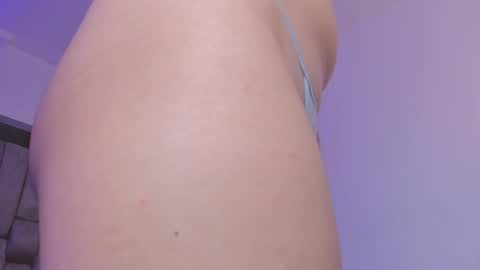 Snapshot of emmabeel chatting on 06-10-26, 08:13 Emma online show from 06-10-26, 08:13