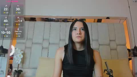 Snapshot of emmabeel chatting on 06-21-26, 09:17 Emma online show from 06-21-26, 09:17