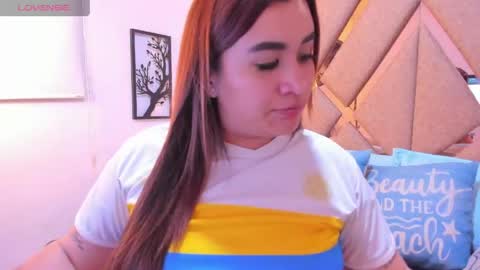 Snapshot of emmabigass7 chatting on 06-02-26, 02:46 Emma online show from 06-02-26, 02:46