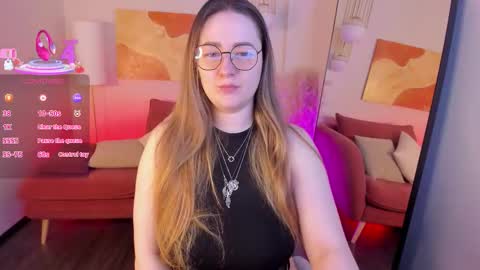 Snapshot of emmabloomm chatting on 11-30-25, 08:57 Emma online show from 11-30-25, 08:57