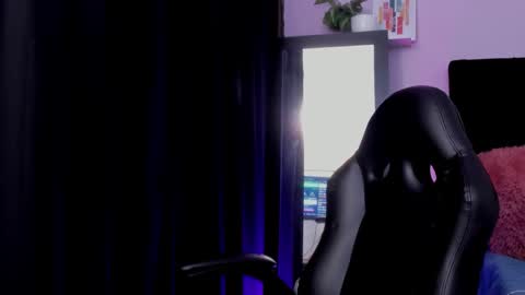 Emma  online show from 01-08-26, 09:28