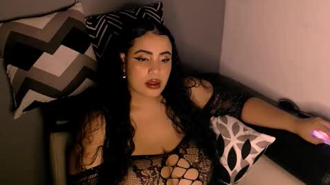 emmacamille2 online show from 11-19-25, 03:06