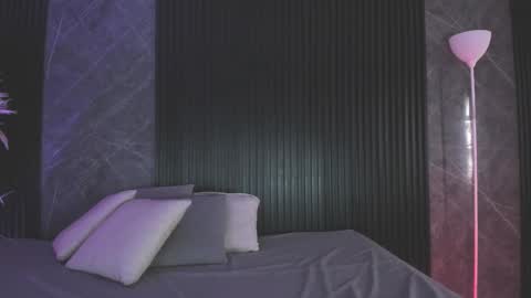 emmaclark_1 online show from 02-25-26, 09:35