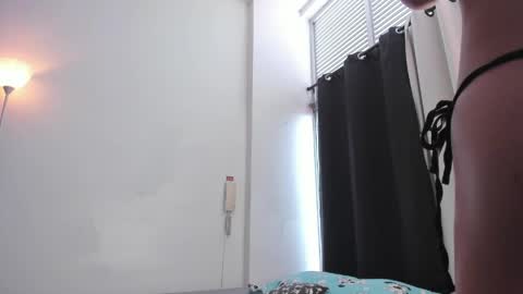 Snapshot of emmaclark_1 chatting on 06-05-26, 09:20 emmaclark_1 online show from 06-05-26, 09:20