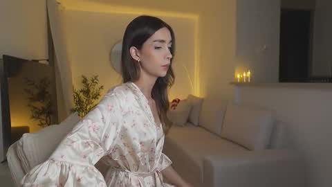 Snapshot of emmacorrea chatting on 11-28-25, 01:52 Emma voger online show from 11-28-25, 01:52