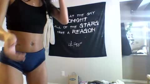 emma online show from 06-26-26, 06:51
