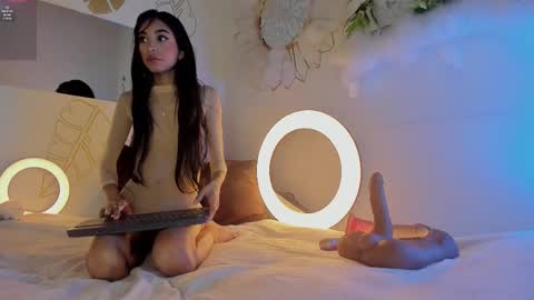 Emma Duque online show from 01-18-26, 11:52