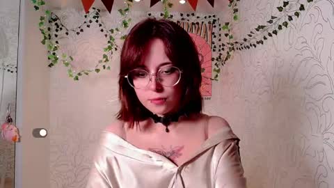 Emma online show from 12-20-24, 01:33