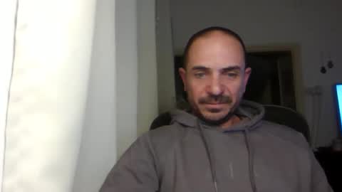 Ariel online show from 02-04-25, 08:28