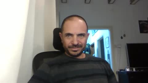 Ariel online show from 02-06-25, 04:47