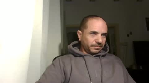 Ariel online show from 02-09-25, 02:49