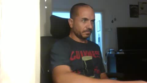 Ariel online show from 10-26-25, 10:25