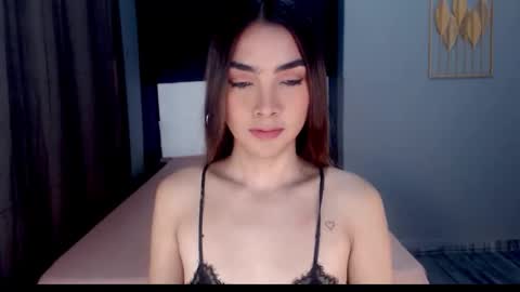 Emma online show from 04-04-26, 01:15